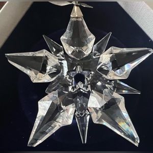 SWAROVSKI ANNUAL ORNAMENT